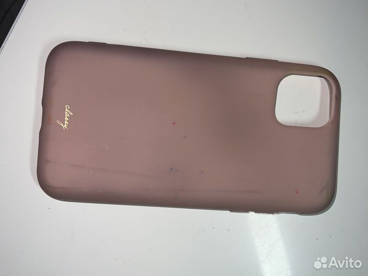 Чехолы на iPhone 11