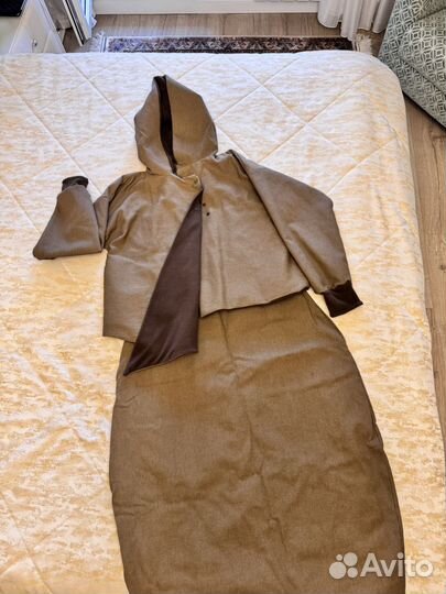 Демисезонный комплект одежды-юбка и куртка