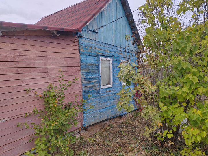 Дача 21 м² на участке 6 сот.