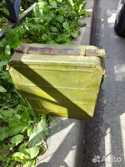 Ящик металлический
