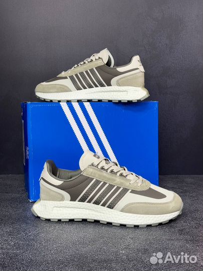 Кроссовки adidas retropy