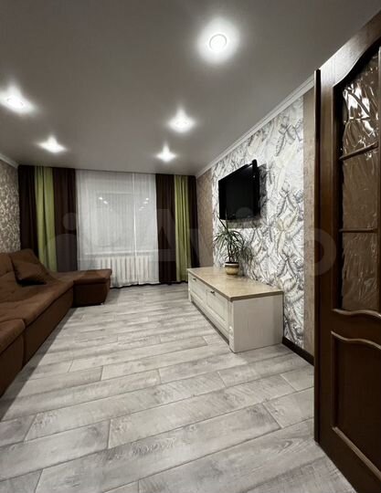 2-к. квартира, 50 м², 5/9 эт.