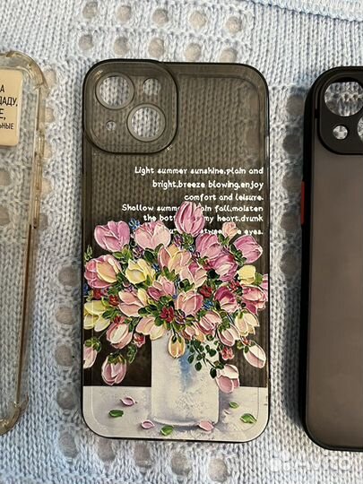 Чехлы на телефон iPhone 13