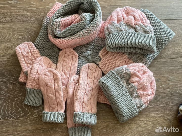 Вязаный комплект