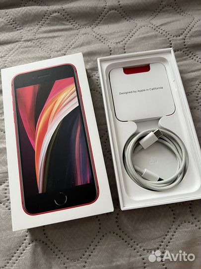 iPhone SE, 64 ГБ