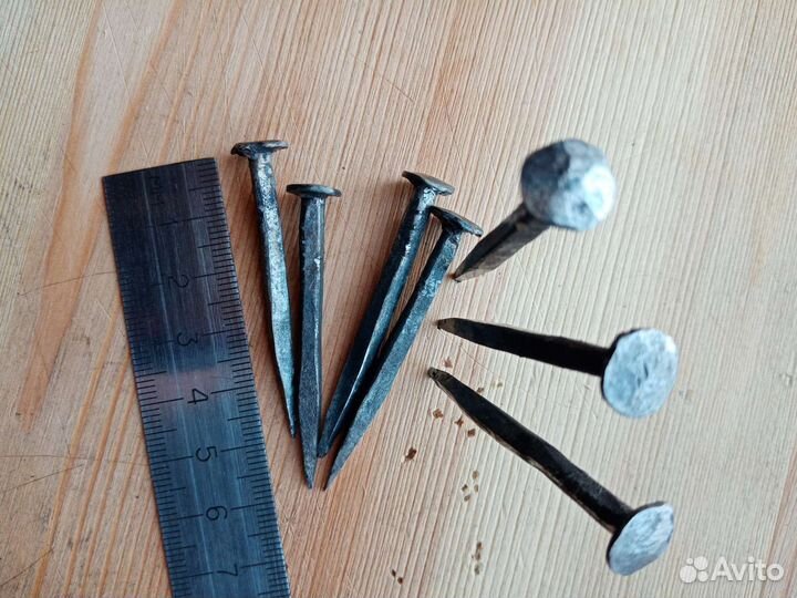 Гвозди кованые