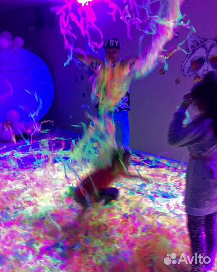 Неоновая вечеринка. Лучшие условия