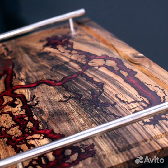 Сервировочный Поднос из дерева и эпоксидки