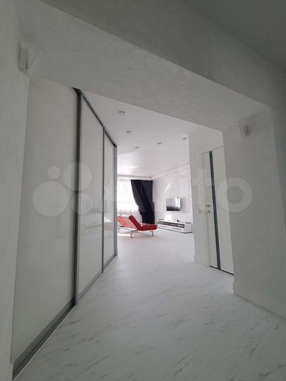 Аукцион: 2-к. квартира, 70 м², 8/12 эт.