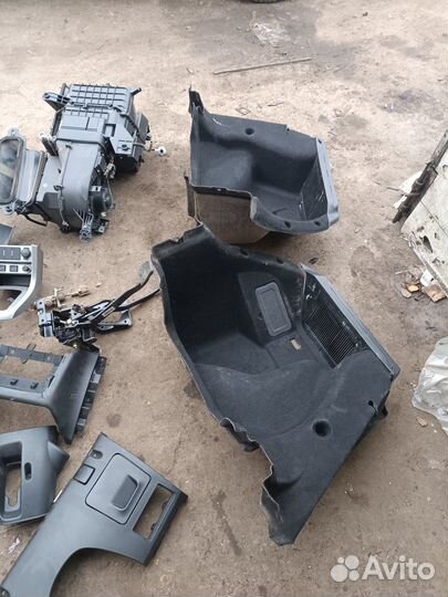 Пластик салона Geely Emgrand EC7