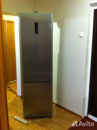 Продам холодильник