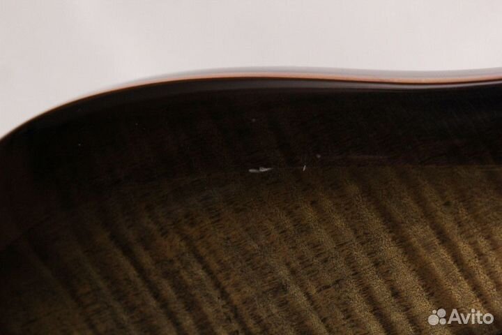 Clive Bass Indonesia Бас-Гитара