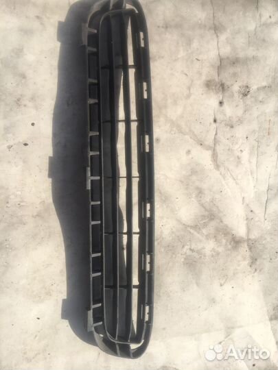 Решетка радиатора камри 40