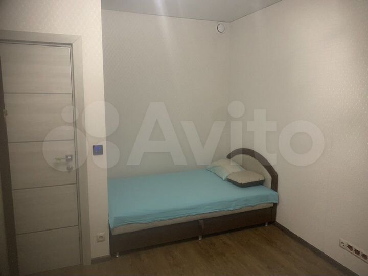 Комната 14 м² в 2-к., 12/25 эт.