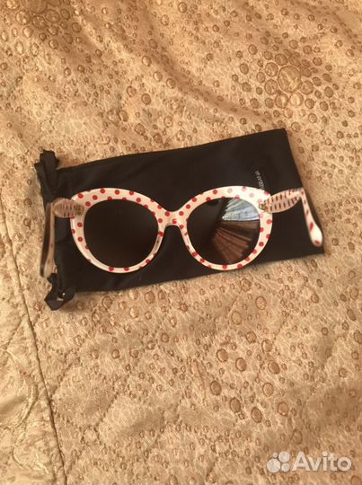 Солнцезащитные очки