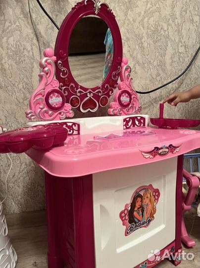 Детский туалетный столик для девочки