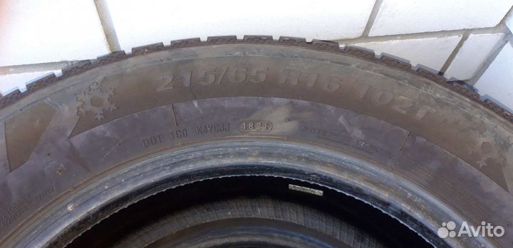 Kumho WinterCraft SUV Ice WS51 215/65 R16