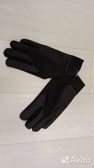 Перчатки зимние TNF черного цвета