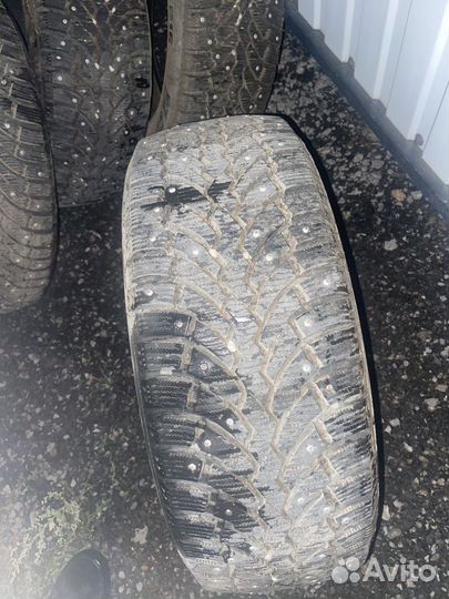 Pirelli Formula Ice 215/55 R16