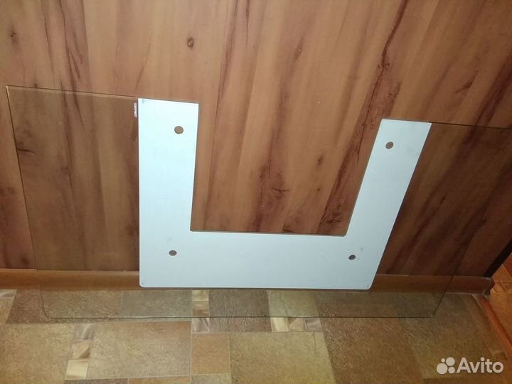 Стекло полка для вытяжки Веко 90 см