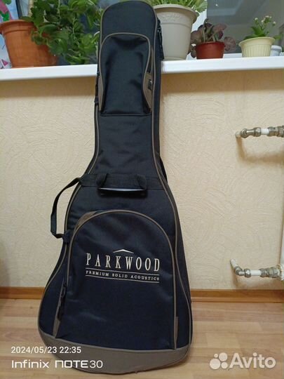 Продажа акустической гитары массив Parkwood s61