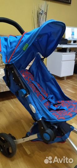 Детская прогулочная легкая коляска бу