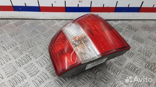 Фонарь задний правый volvo V40 VW (ASE18MY01)