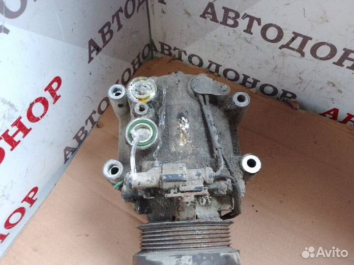 Компрессор кондиционера Jaguar S-Type 3.0 2001