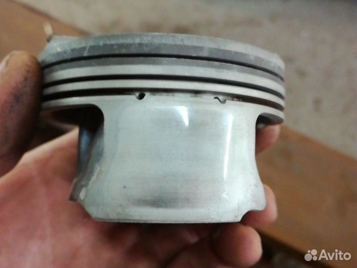 Поршня BYU 3.2 fsi