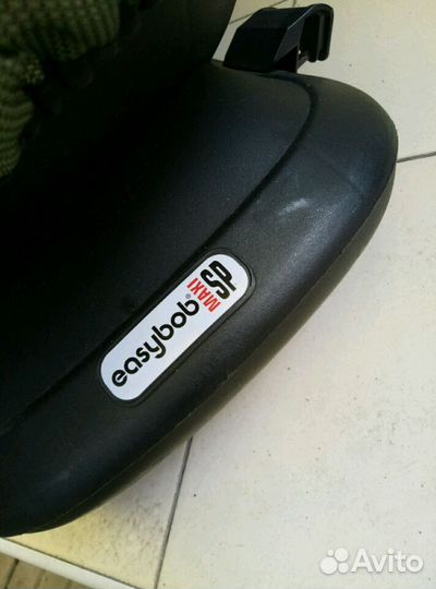 Автомобильное кресло