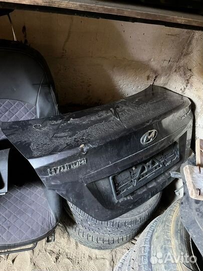 Крышка багажника на hyundai solaris
