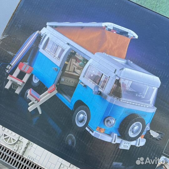 Lego Volkswagen T2 Camper Van (аналог)