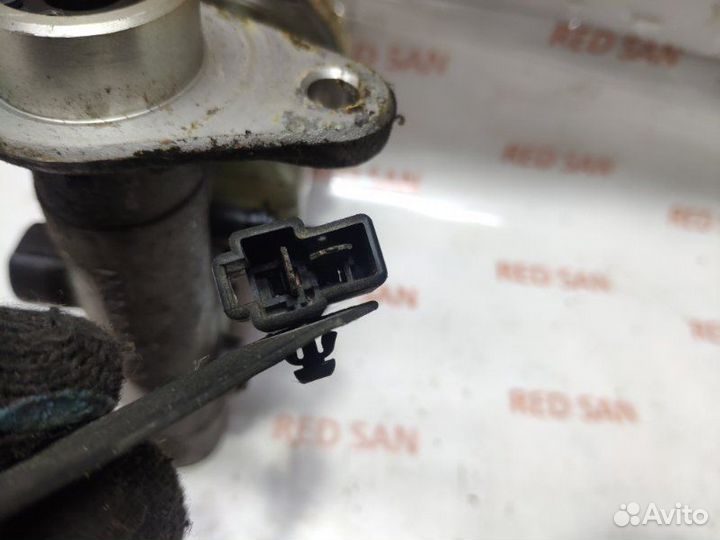 Главный тормозной цилиндр Mitsubishi Pajero Sport