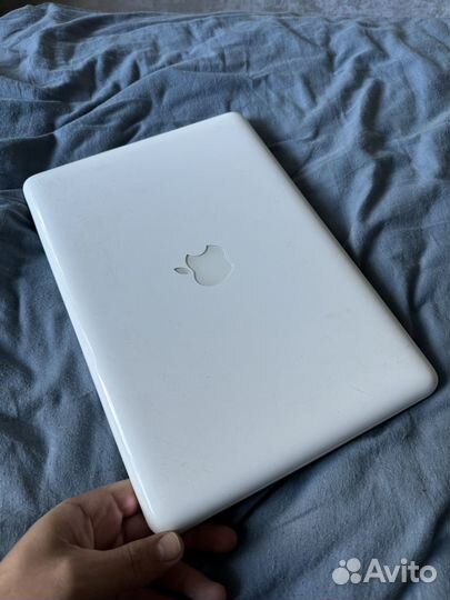 Apple macbook pro 13.3 2010