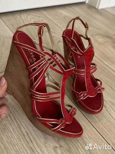 Босоножки Chanel 37