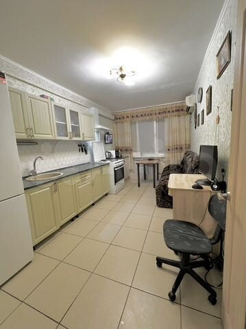 2-к. квартира, 50 м², 1/5 эт.