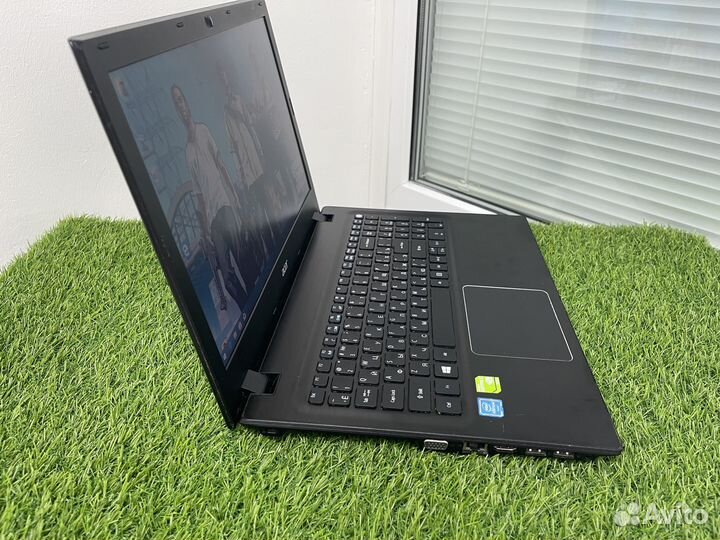 Игровой ноутбук Acer 2видеокарты/8gb/1000gb