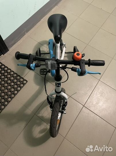 Детский велосипед четырехколесный