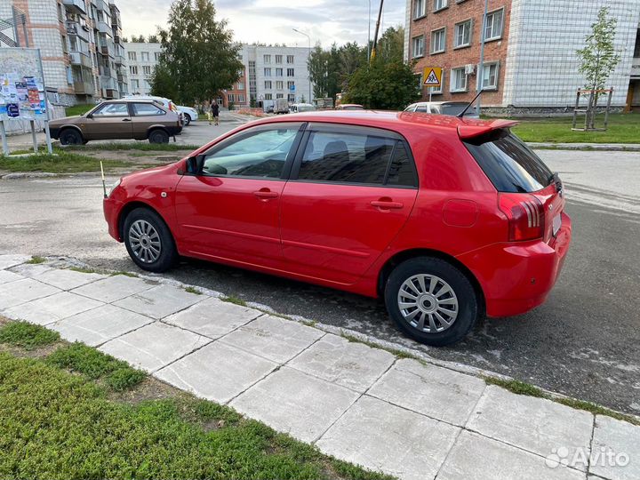 Toyota Corolla Runx 1.5 AT, 2003, 194 000 км