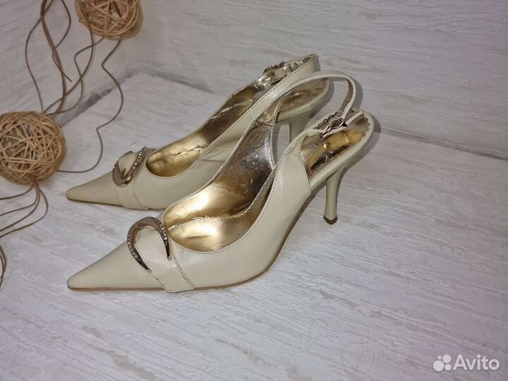 Босоножки женские новые