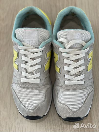 Женские кроссовки new balance