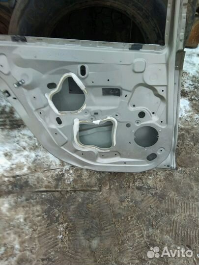 Левая задняя дверь для Renault Fluence