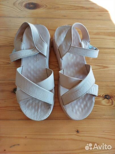 Босоножки натуральная кожа 40 размер