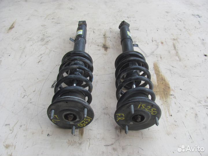 Стойка передняя Lexus IS250 IS350 GSE20