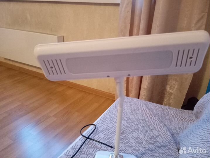 Лампа настольная