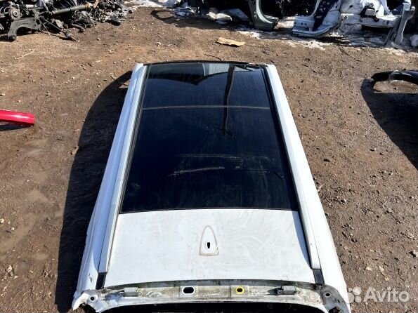 Стекло люка Kia Sorento prime 3