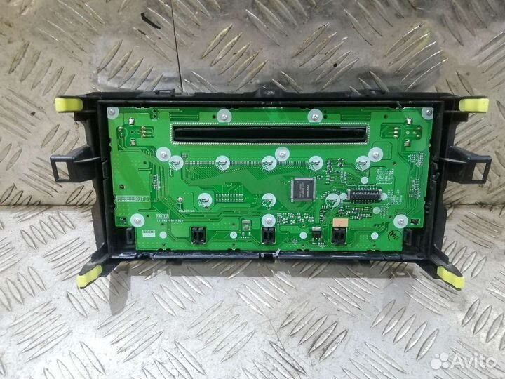 Магнитола Toyota Auris