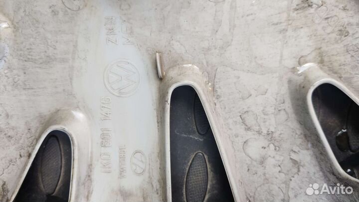 Оригинальные колпаки на volkswagen