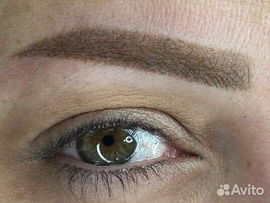 Перманентный макияж бровей