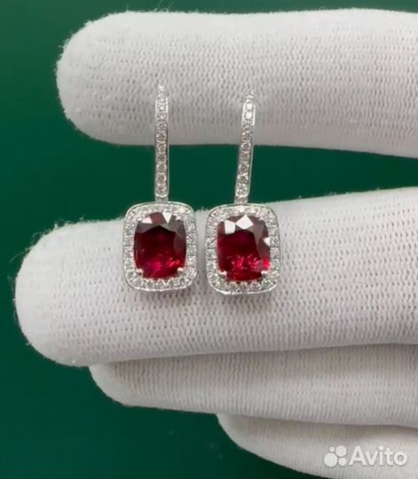 Серьги с рубинами по 2 кт., негрытые, Мозамбик